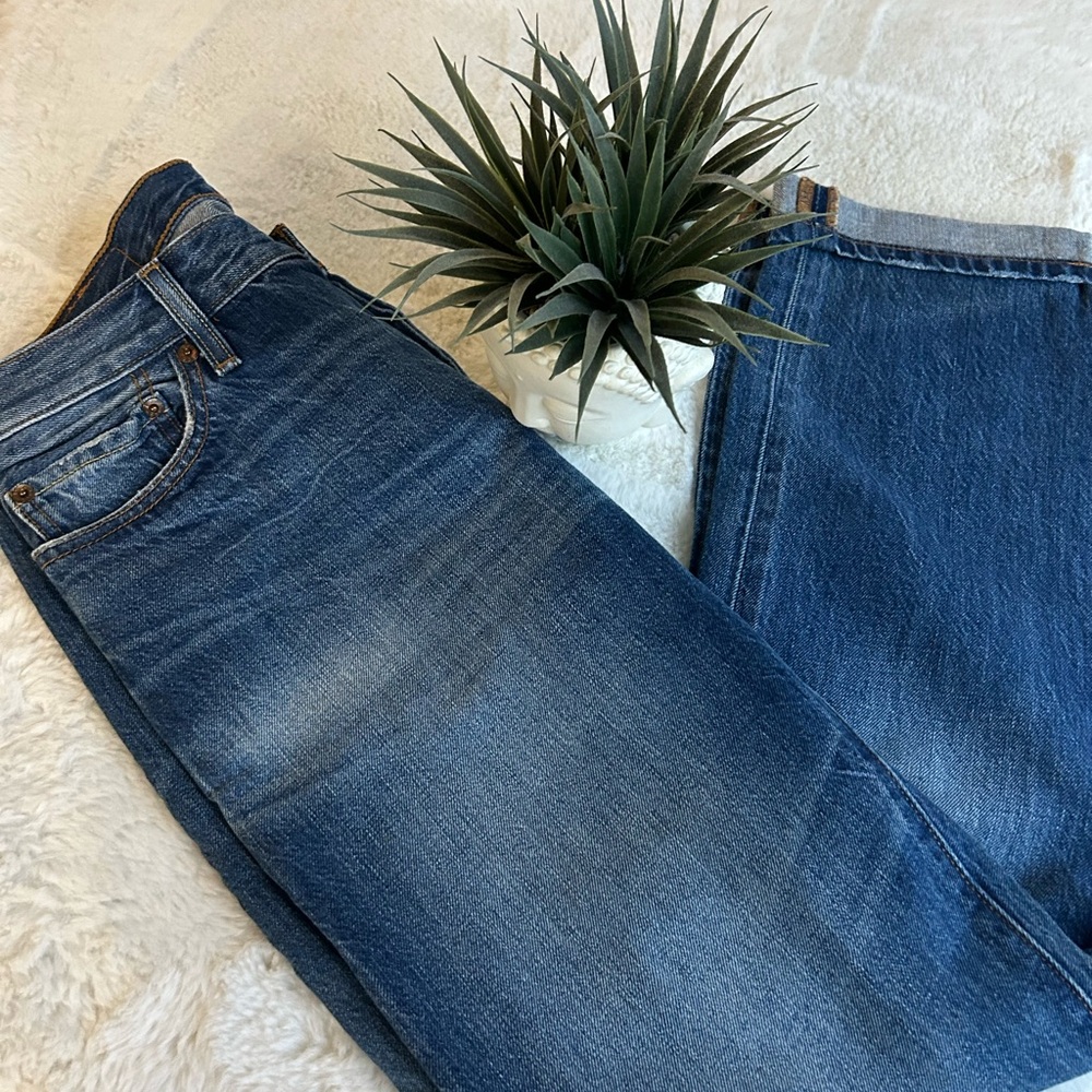 Levi's Classic Blue Jeans with Brown Label